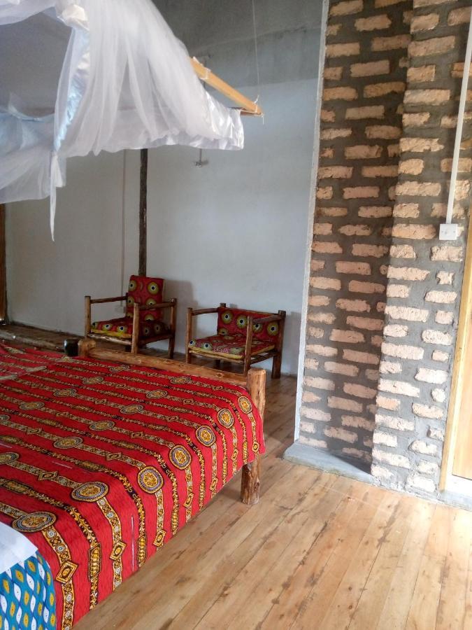 Tembo Safari Lodge Katunguru エクステリア 写真
